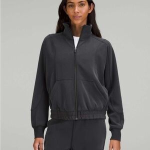 Lululemon Brushed Softstreme Funnel-Neck Zip Up
Black